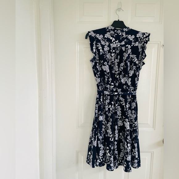 Charter Club Women’s Floral Ruffle Flutter Sleeve Belted Dress 8P DARK BLUE. - Picture 3 of 12